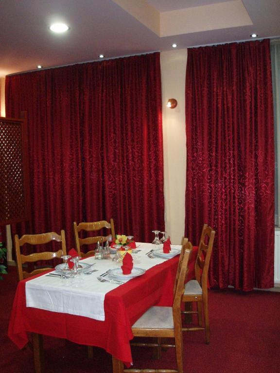 Hotel Jezero Sarajevo Luaran gambar